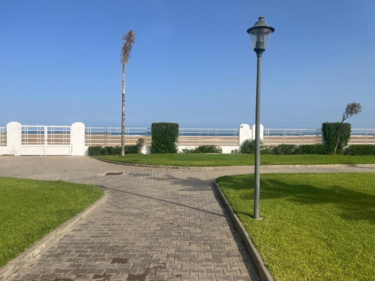 Appartement Pied Dans L Eau A Residence Beralmar Asilah Kültér fotó