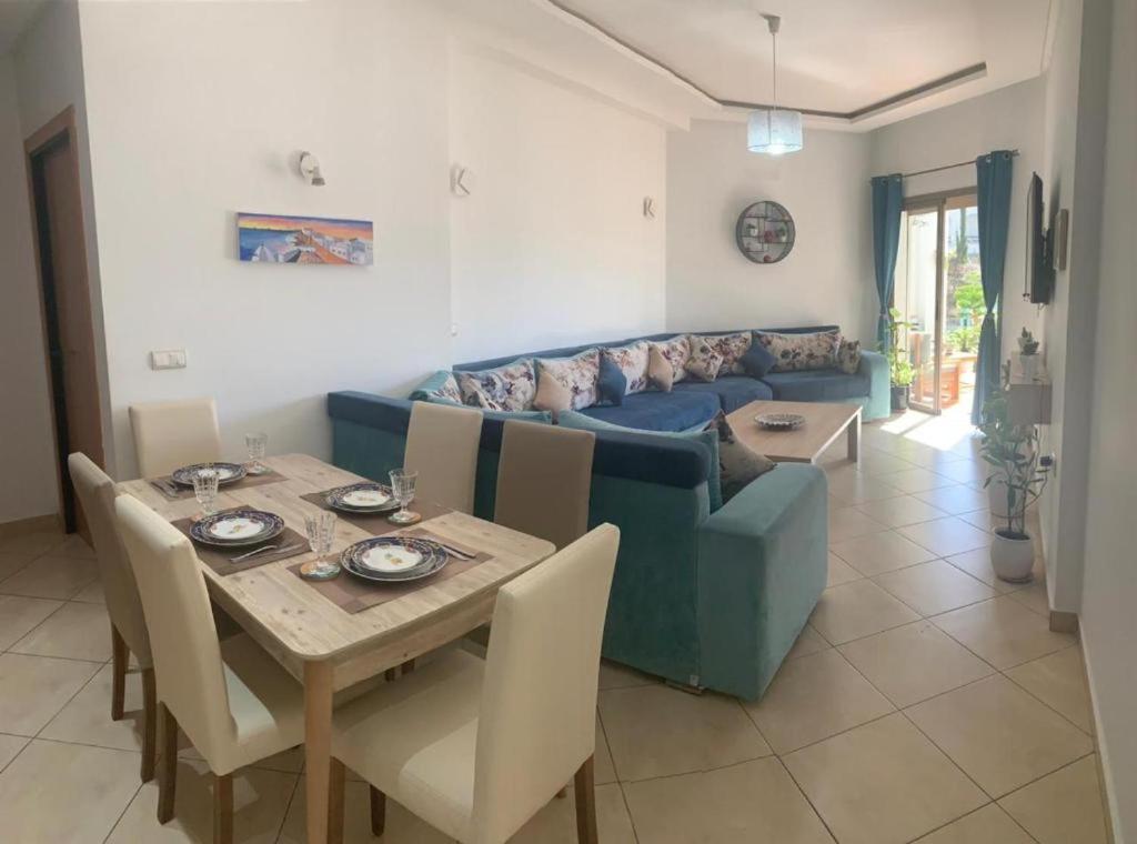 Appartement Pied Dans L Eau A Residence Beralmar Asilah Kültér fotó